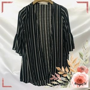 Gypsies & Moondust 3/4 Bell Sleeve Black Kimono S